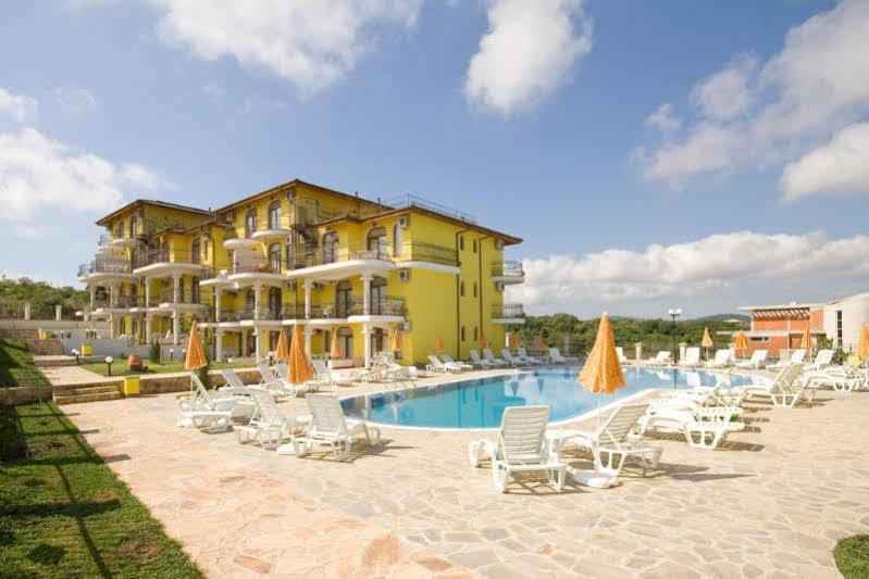 Menada Green Hills Apartments Созополь Екстер'єр фото