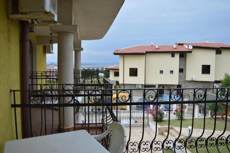 Menada Green Hills Apartments Созополь Екстер'єр фото