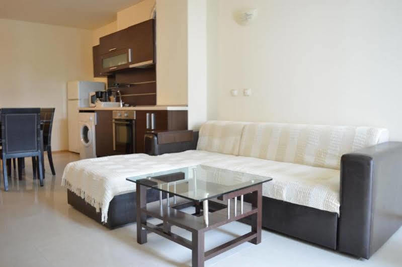 Menada Green Hills Apartments Созополь Екстер'єр фото