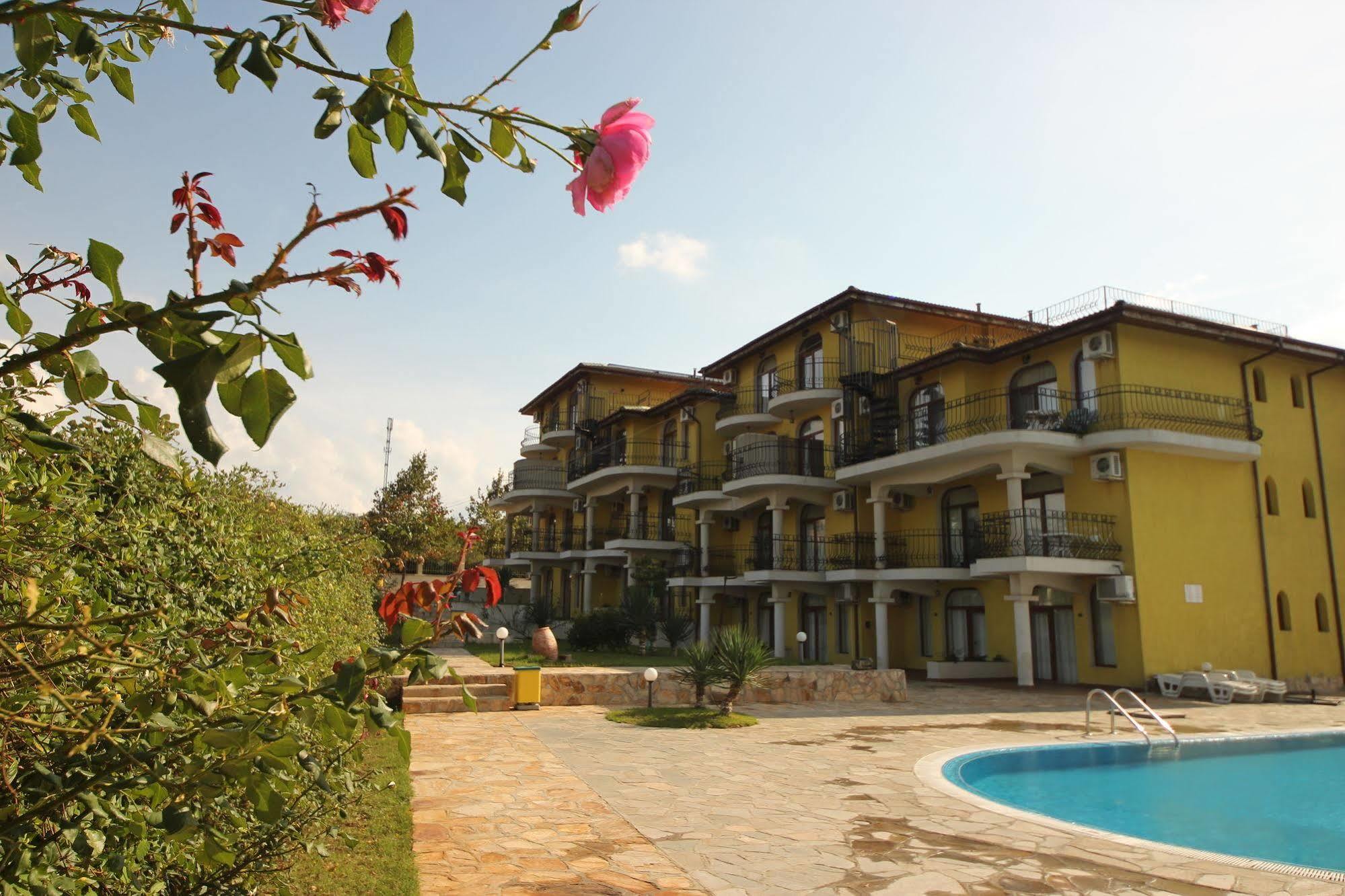 Menada Green Hills Apartments Созополь Екстер'єр фото